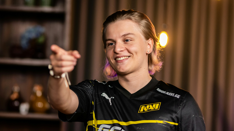 扑克如何根据位置调整打法（如何依据桌位优化扑克打法）