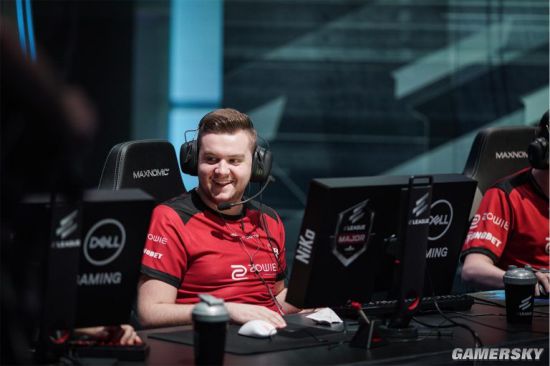 PARIVISION 和 Passion UA 从 StarLadder StarSeries Fall 2025 中被淘汰